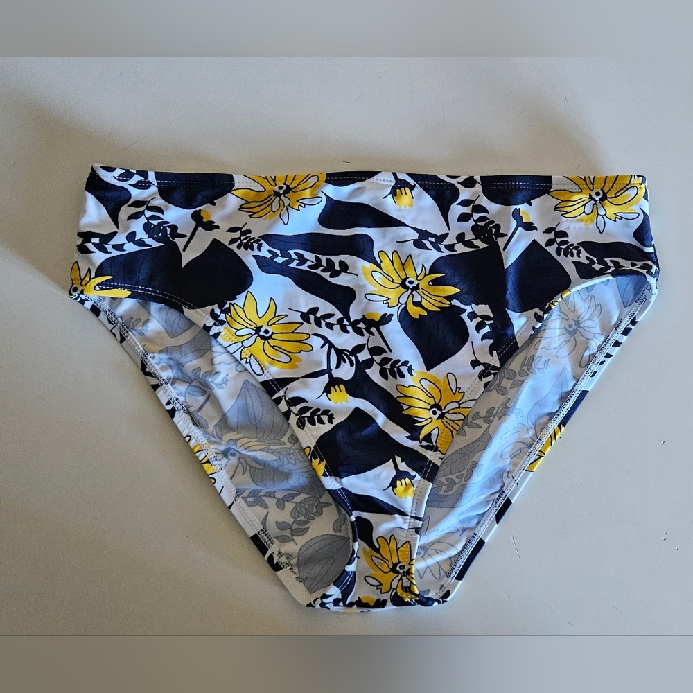 NWOT Hilor Floral Bikini Bottom